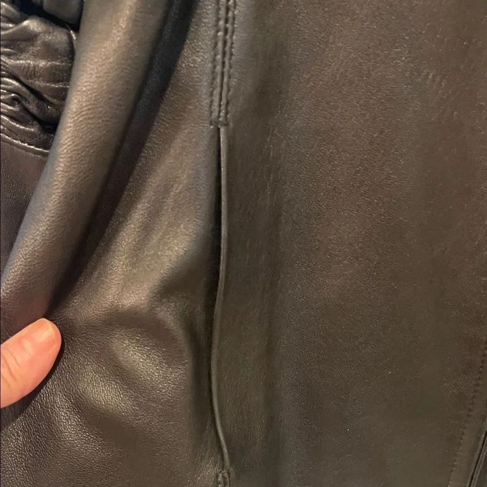 Kaspar Black Leather Jacket - Picture 3 of 9